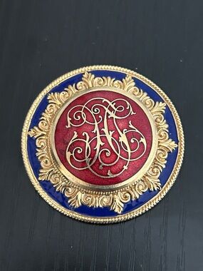 vintage Metropolitan Museum of Art (MMA) enamel pendant brooch pin,